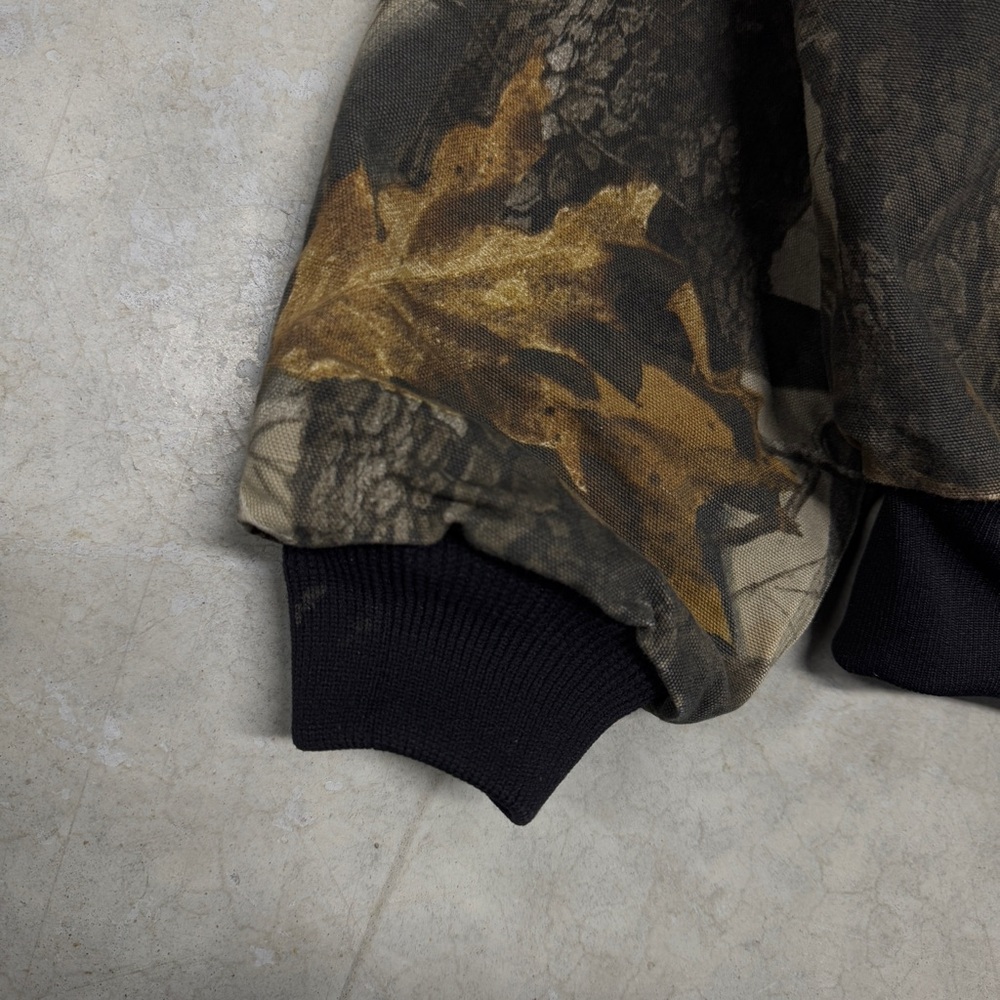 Vintage Carhartt Camo Jacket - Picture 5 of 6